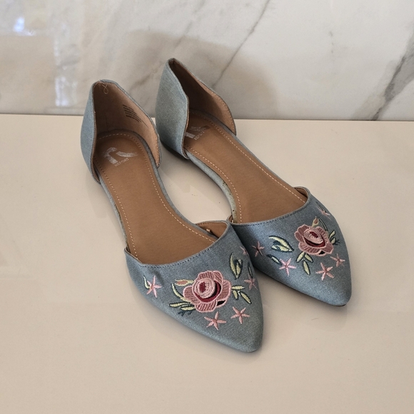 Report | FIG Denim Embroidered Floral pointy toe flats size 10 - Picture 11 of 11
